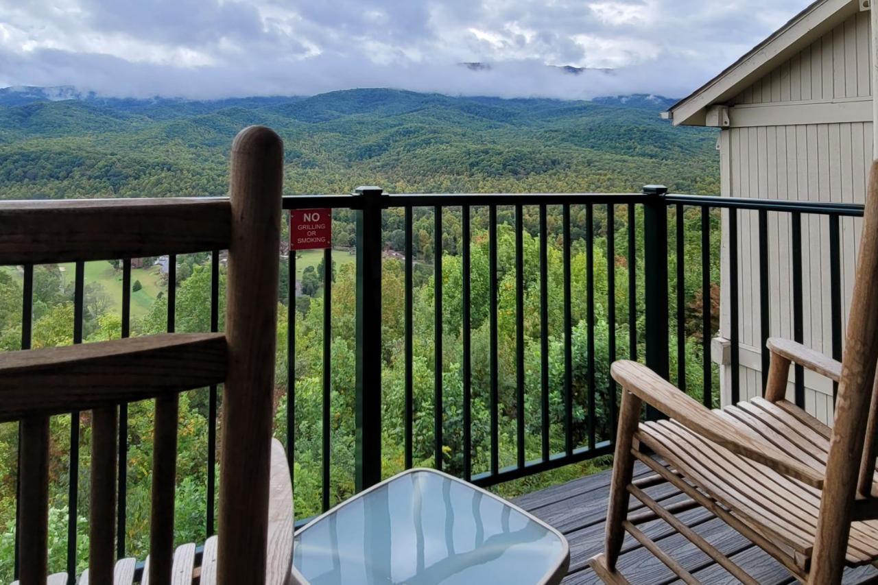 Grand View Loft Hotel Gatlinburg Exterior photo